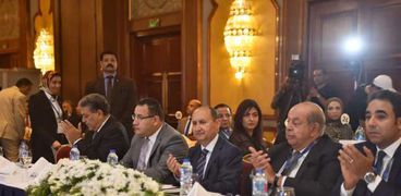 وزير التجارة والصناعة يفتتح مؤتمر " مستقبل الاستثمار في مصر .. روية مجتمع الاعمال"