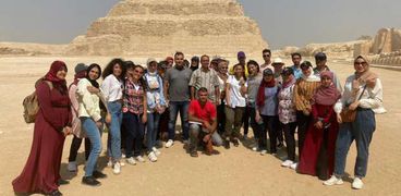 مركز زاهي حواس للمصريات بمكتبة الإسكندرية ينظم زيارة لمنطقة آثار سقارة