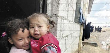 البكاء بين يدى «أطفال سوريا»
