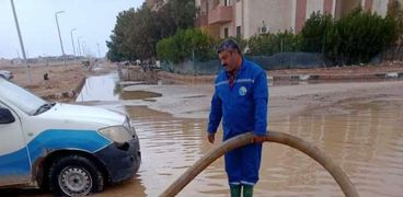 شفط المياه من الشوارع والاحياء بمحافظة جنوب سيناء