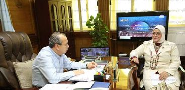 محافظ كفر الشيخ خلال لقاءه مع وكيل وزارة التربية والتعليم