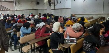 تزاحم مراكز الدروس الخصوصية في الإسكندرية