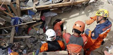 زلزال سابق في إندونيسيا