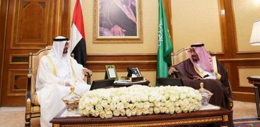 الملك سلمان يبحث مع ولي عهد أبو ظبي العلاقات الأخوية الوثيقة بين البلدين ومجمل الأوضاع في المنطقة