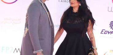 أحمد الفيشاوي وزوجته ندى كامل في حفل ختام القاهرة السينمائي
