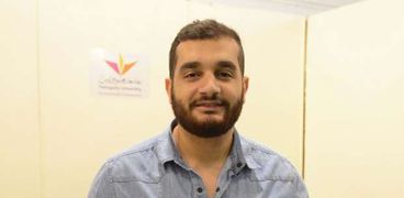 أحمد حافظ طالب بالفرقة الخامسة هندسة هليوبوليس