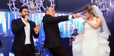 بالصور| تامر حسني يحيي حفل زفاف نجل رجل الأعمال عبدالمجيد الششتاوي