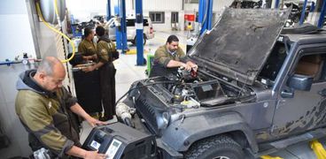 تصليح سيارات الشباب في الهيئة العربية للتصنيع