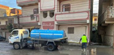انتشار معدات الصرف الصحي بكفر الشيخ