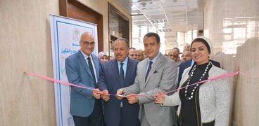 افتتاح قسم الأشعة والفم والفكين بطب الأسنان جامعة أسيوط