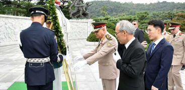 وزير الدفاع صدقي صبحي في كوريا