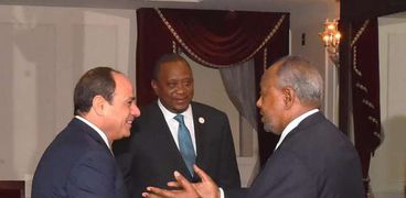 الرئيس السيسى خلال لقائه رئيسى كينيا وجيبوتى