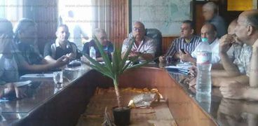 رئيس  مدينة فوة يلتقى المواطنين
