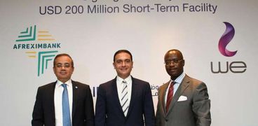 المصرية للاتصالات توقع تمويل بقيمة 200 مليون دولار من البنك الإفريقي للتصدير والإستيراد
