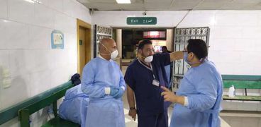 نقل 6 مصابين بكورونا من عزل كفرالزيات للمدينة الجامعية في طنطا