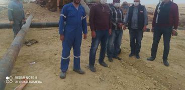 جانب من أعمال حفر بئر الشحايم في سيوة