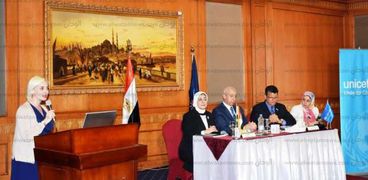 ائب وزير الصحة والسكان: عرض الأطفال للخطر بمصر هي قضية محورية