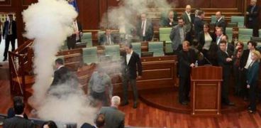 قنبلة الغاز داخل البرلمان