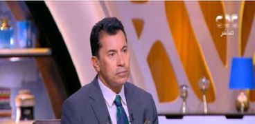 وزير الشباب والرياضة، الدكتور أشرف صبحي