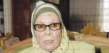 الدكتورة آمنة نصير، أستاذ العقيدة والفلسفة الإسلامية بالأزهر
