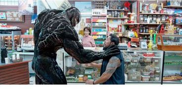 مشهد من فيلم «Venom»