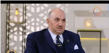 اللواء محفوظ مرزوق مدير الكلية البحرية الأسبق
