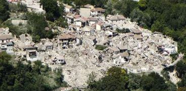 بالصور| "زلزال إيطاليا".. حداد وطني وتبرعات وأمل يتلاشى في العثور على المفقودين