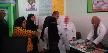 «تعليم مطروح» يتابع فعاليات الحملة القومية للمسح الطبي لأمراض الأنيميا والسمنة والتقزم