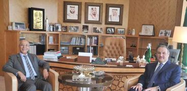 سفير المملكة لدى مصر يلتقي مندوب ليبيا بالجامعة العربية