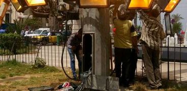إدارة كهرباء حي الجمرك بالإسكندرية تتابع أعمال الصيانة بنطاق الحي