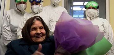 معمرة روسية 101 سنة تنتصر على فيروس كورونا في 8 أيام