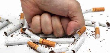 التدخين يسبب أمراض نفسية خطيرة ويؤدي إلى الإصابة بالخرف وفقد الذاكرة