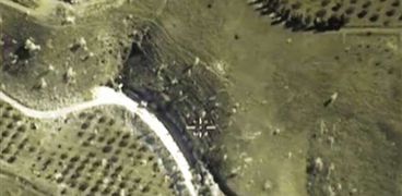 بالفيديو| "الدفاع الروسية" تثبت تهريب "نفط" من معاقل "داعش" في سوريا إلى تركيا