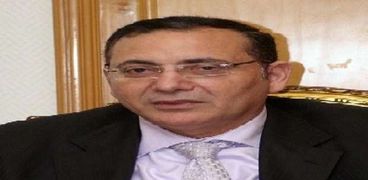 أحمد الزينى، رئيس الشعبة العامة لمواد البناء بالغرف التجارية