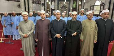 حملة نظافة موسعة بمساجد كفر الشيخ