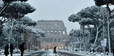 ثلوج على روما وسط موجة صقيع تضرب أوروبا