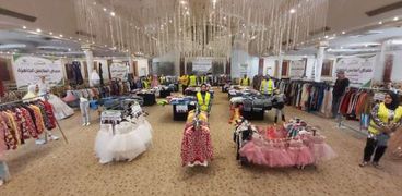 افتتاح معرض لتوزيع الملابس الجاهزة بمركز دسوق بكفر الشيخ