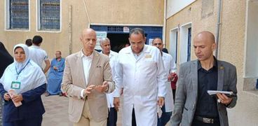 وكيل صحة الشرقية يتفقد الخدمات الطبية بمستشفى أبوحماد المركزي
