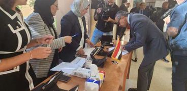 تصويت السفير المصري في لبنان بالانتخابات الرئاسية