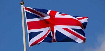 بريطانيا تعلن إزالة جميع الدول من قائمة السفر الحمراء المرتبطة بكورونا