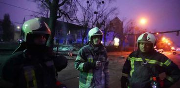 عناصر من قوات الطوارئ في أوكرانيا
