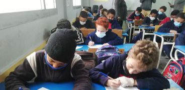 الطلاب أثناء الامتحانات