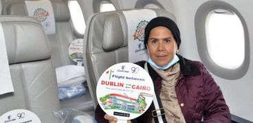 هدايا تذكارية لركاب أولى رحلات مصر للطيران إلى «دبلن» الأيرلندية