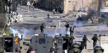 قوات الاحتلال الإسرائيلي في مواجهات مع الفلسطينيين