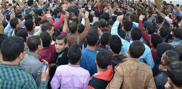 تظاهر طلاب جامعة الأزهر بأسيوط