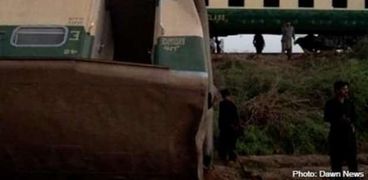 عاجل..مقتل أكثر من  30 قتيلا باصطدام قطارين جنوب باكستان