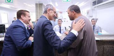 وزير الاتصالات يزور محافظة المنوفية