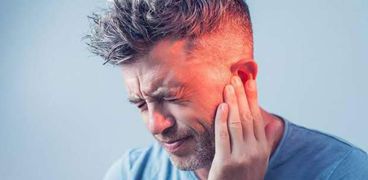 مشكلات الأذن أحدث أعراض متحور أوميكرون