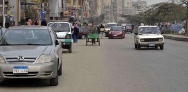 خطة حكومية للسيطرة على أضرار السيارات القديمة فى شوارع الجمهورية