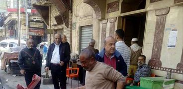 حملة إزالة تعديات واشغالات بنطاق حي الجمرك بالإسكندرية